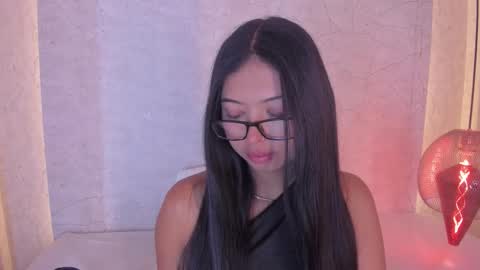 Snapshot of alexa_millers_ chatting on November 20, 6:57 am Alexa Millers online show from November 20, 6:57 am