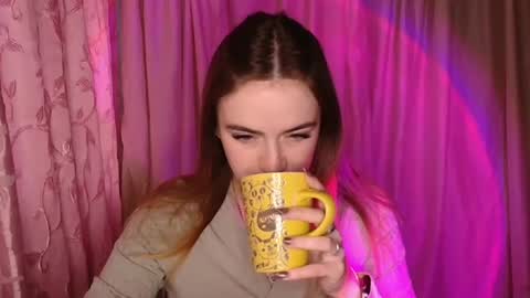 Alexa online show from December 14, 12:10 pm