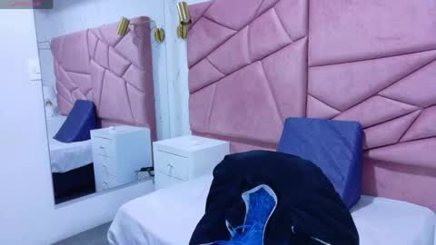 Snapshot of alexa_muz chatting on May 30, 6:05 pm Alexandra online show from May 30, 6:05 pm