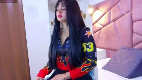 Snapshot of alexa_muz chatting on June 6, 12:10 pm Alexandra online show from June 6, 12:10 pm