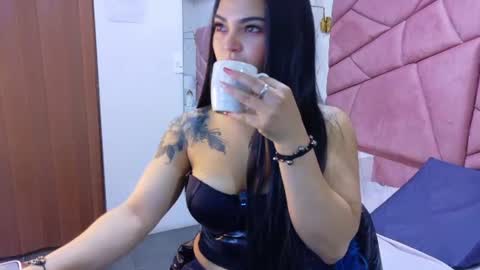 Snapshot of alexa_muz chatting on June 19, 12:20 pm Alexandra online show from June 19, 12:20 pm