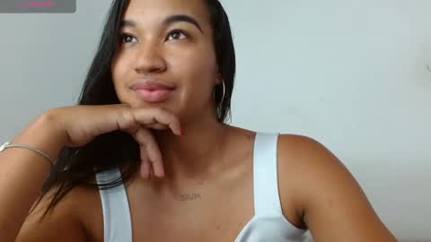Snapshot of alexa_priincess chatting on May 19, 4:57 pm online show from May 19, 4:57 pm