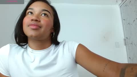 Snapshot of alexa_priincess chatting on May 27, 7:00 pm online show from May 27, 7:00 pm