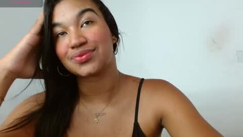 Snapshot of alexa_priincess chatting on May 31, 7:48 pm online show from May 31, 7:48 pm