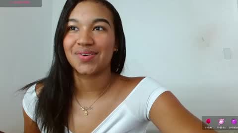 Snapshot of alexa_priincess chatting on June 2, 6:21 pm online show from June 2, 6:21 pm