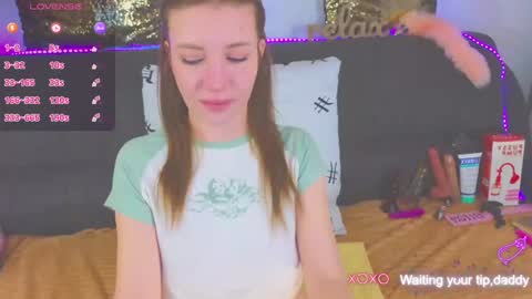 Snapshot of alexa_stoun chatting on February 8, 3:21 pm Alexa online show from February 8, 3:21 pm