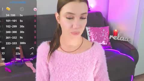 Snapshot of alexa_stoun chatting on November 19, 11:32 am Alexa online show from November 19, 11:32 am