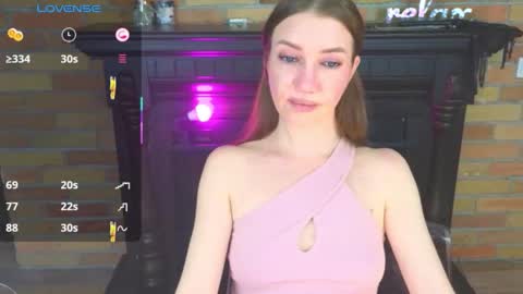 Snapshot of alexa_stoun chatting on February 19, 2:46 pm Alexa online show from February 19, 2:46 pm