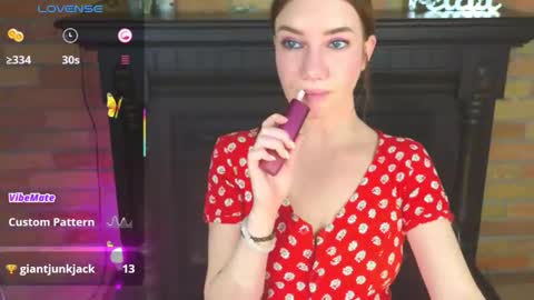 Snapshot of alexa_stoun chatting on February 27, 3:23 pm Alexa online show from February 27, 3:23 pm