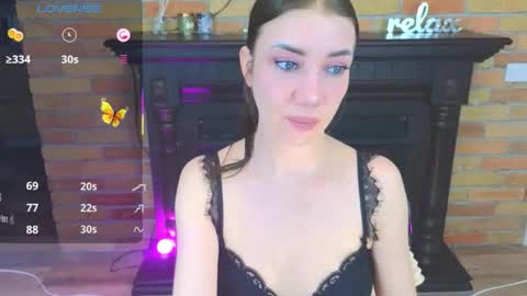 Snapshot of alexa_stoun chatting on March 4, 3:18 pm Alexa online show from March 4, 3:18 pm