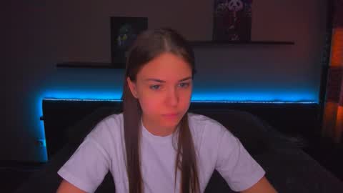 angel online show from March 4, 1:11 am