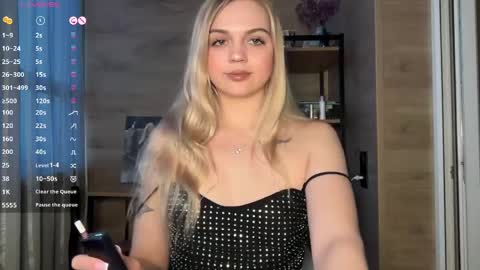 Snapshot of alexadevilicious chatting on May 10, 2:22 pm ALEXA online show from May 10, 2:22 pm