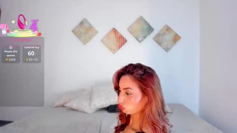 Alexandra Castillo online show from November 21, 5:17 am