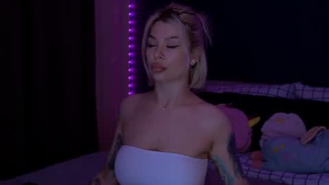 Alexa Mason online show from June 30, 1:50 am