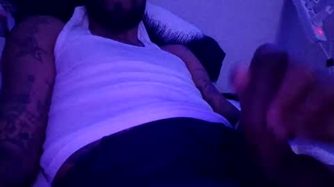 Snapshot of alexander1506a chatting on January 4, 8:59 pm alexander1506a online show from January 4, 8:59 pm