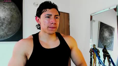 Snapshot of alexander_classy chatting on June 16, 8:00 pm Alex online show from June 16, 8:00 pm