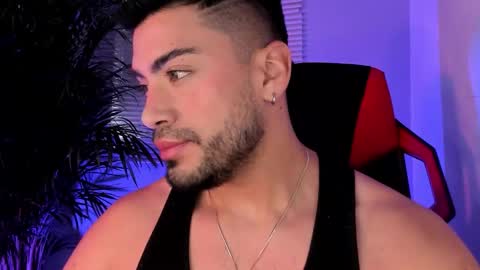 Snapshot of alexander_diiaz chatting on September 26, 2:21 pm Alexander Diaz online show from September 26, 2:21 pm