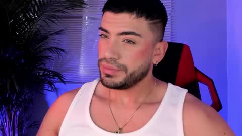 Snapshot of alexander_diiaz chatting on October 3, 12:02 pm Alexander Diaz online show from October 3, 12:02 pm