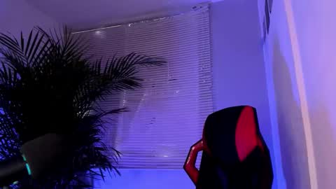 Snapshot of alexander_diiaz chatting on October 9, 11:08 am Alexander Diaz online show from October 9, 11:08 am