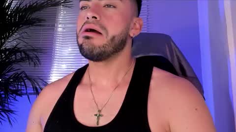 Snapshot of alexander_diiaz chatting on October 22, 4:07 pm Alexander Diaz online show from October 22, 4:07 pm