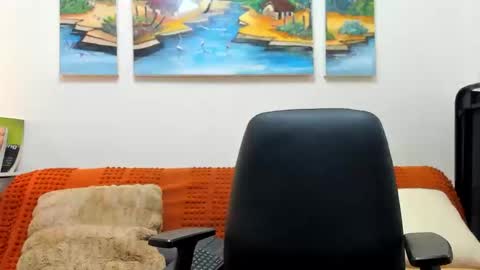 Snapshot of alexander_golden chatting on September 22, 1:24 pm alexander_golden online show from September 22, 1:24 pm