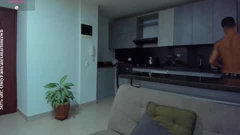 Onlyfansalexmartinezwb  Instagram alexwbmartinez  Twitter martinezcb937 online show from November 6, 10:32 pm