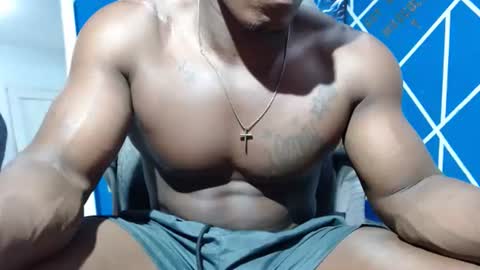 Snapshot of alexander_megan chatting on June 17, 3:31 am alexander online show from June 17, 3:31 am