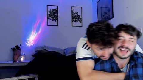 Snapshot of alexanderjaz chatting on September 21, 12:29 pm Alexander Jaz online show from September 21, 12:29 pm