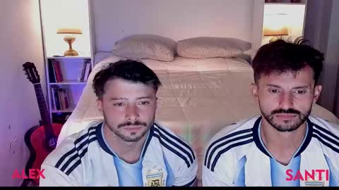 Snapshot of alexanderjaz chatting on November 13, 11:20 am Alexander Jaz online show from November 13, 11:20 am