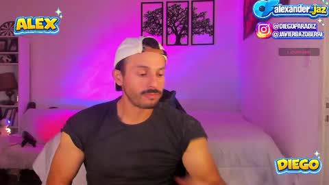 Snapshot of alexanderjaz chatting on April 22, 10:33 pm Alexander Jaz online show from April 22, 10:33 pm