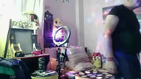 Snapshot of alexanderpatras chatting on January 12, 9:19 pm Alexander online show from January 12, 9:19 pm