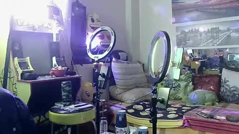 Snapshot of alexanderpatras chatting on January 20, 11:32 pm Alexander online show from January 20, 11:32 pm