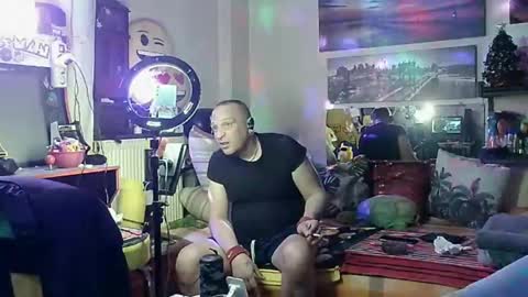 Snapshot of alexanderpatras chatting on January 31, 10:31 pm Alexander online show from January 31, 10:31 pm