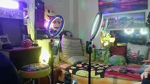 Snapshot of alexanderpatras chatting on February 2, 12:40 am Alexander online show from February 2, 12:40 am