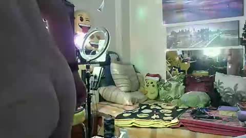 Snapshot of alexanderpatras chatting on February 9, 1:11 am Alexander online show from February 9, 1:11 am