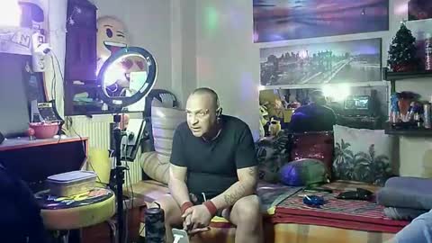 Snapshot of alexanderpatras chatting on February 19, 12:14 am Alexander online show from February 19, 12:14 am