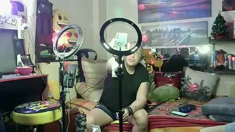 Snapshot of alexanderpatras chatting on February 23, 9:48 pm Alexander online show from February 23, 9:48 pm