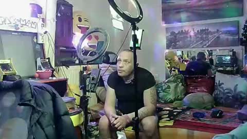 Snapshot of alexanderpatras chatting on February 27, 10:42 pm Alexander online show from February 27, 10:42 pm