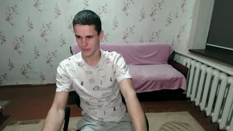 Snapshot of alexanderstrongs chatting on December 27, 6:10 pm alexanderstrongs online show from December 27, 6:10 pm