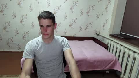 Snapshot of alexanderstrongs chatting on May 6, 7:19 pm alexanderstrongs online show from May 6, 7:19 pm