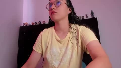 Snapshot of alexandra_clauss chatting on March 15, 8:04 pm alexandra clauss online show from March 15, 8:04 pm