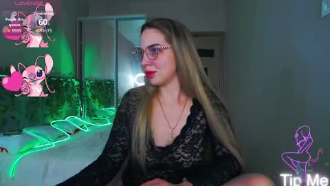 Snapshot of alexandracandy chatting on May 9, 7:30 pm alexandracandy online show from May 9, 7:30 pm