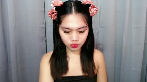 Snapshot of alexandralovely_9 chatting on June 19, 10:57 pm Andrea online show from June 19, 10:57 pm
