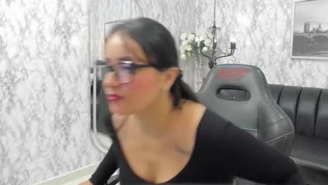 Alexandra Milff  online show from December 18, 4:18 am