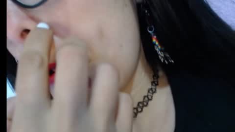 alexandrasaen online show from November 6, 11:48 pm