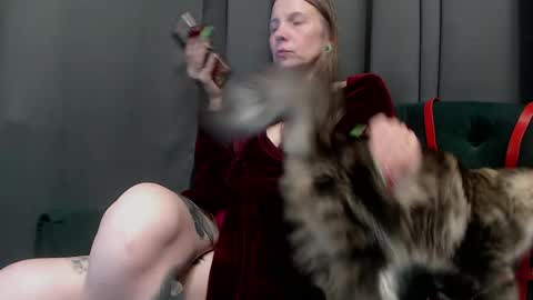 Alexandra online show from June 20, 8:11 pm