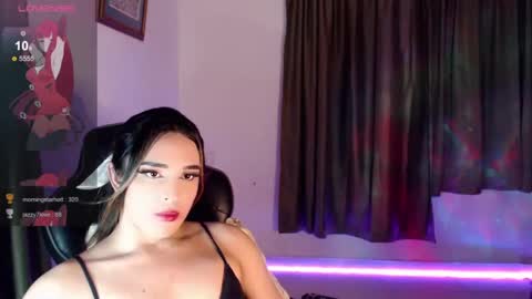 Snapshot of alexandre_chuad chatting on December 6, 5:31 am Alexa online show from December 6, 5:31 am