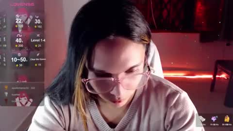 Snapshot of alexandre_chuad chatting on December 25, 10:17 am Alexa online show from December 25, 10:17 am