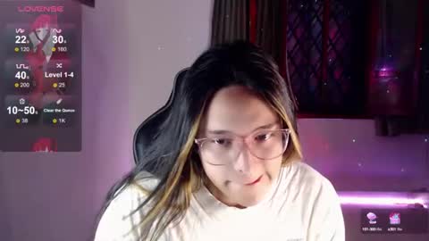 Snapshot of alexandre_chuad chatting on January 7, 3:57 am Alexa online show from January 7, 3:57 am