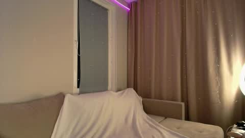 Alex online show from February 20, 4:18 pm